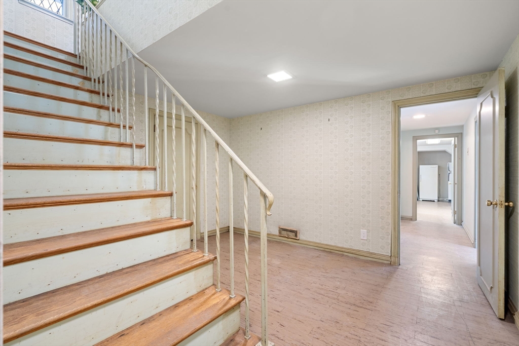 75 Maugus Ave
