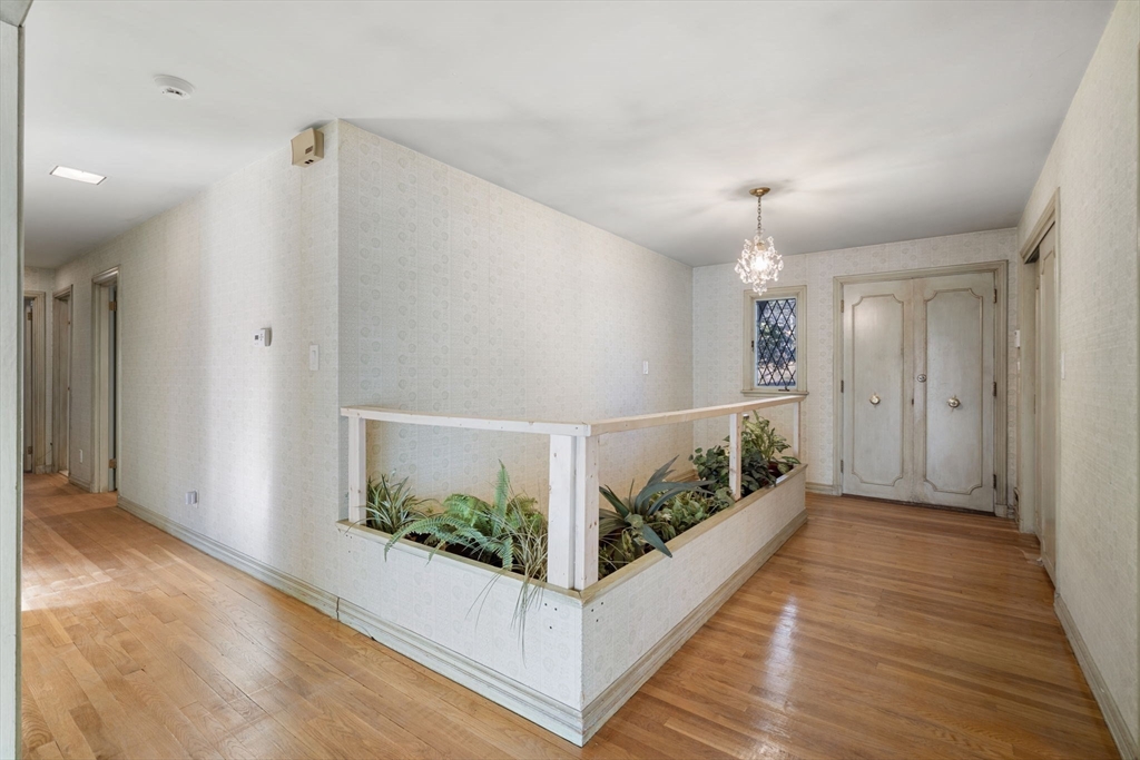 75 Maugus Ave