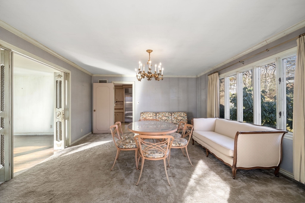 75 Maugus Ave