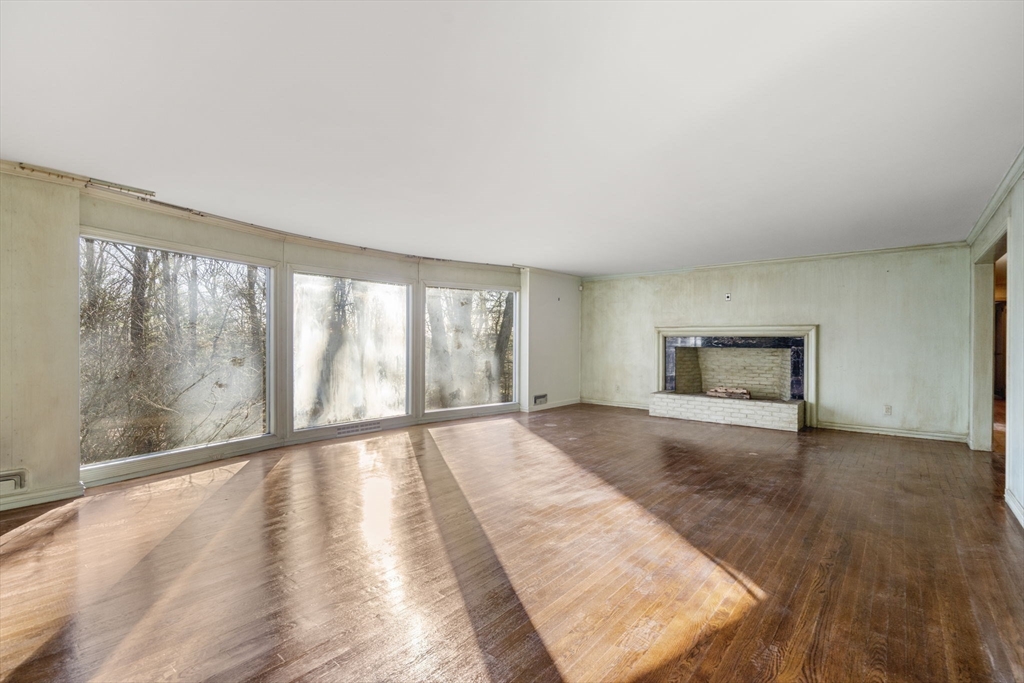 75 Maugus Ave