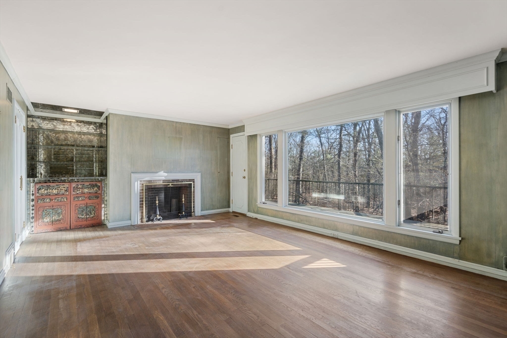 75 Maugus Ave