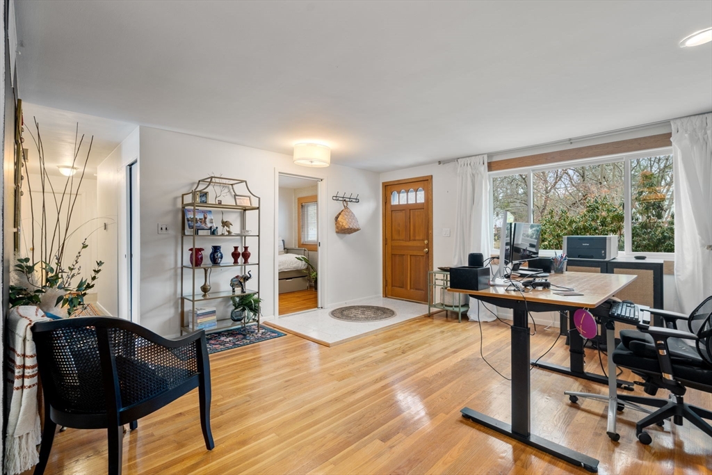 20 Livoli Rd