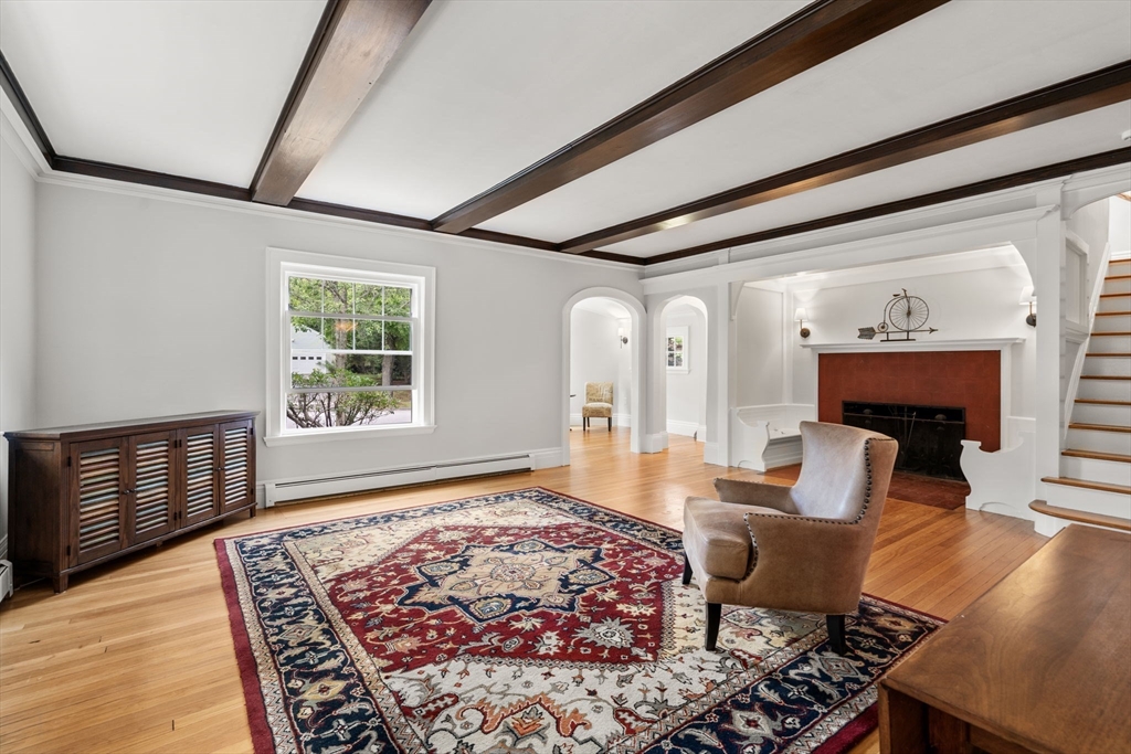 37 Kenwood Ave