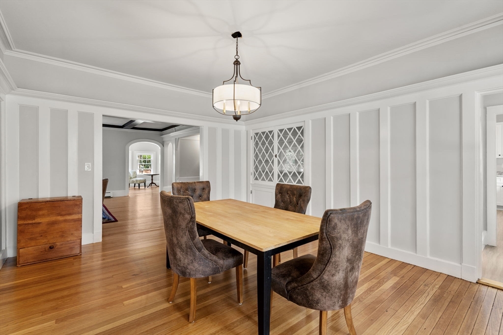 37 Kenwood Ave
