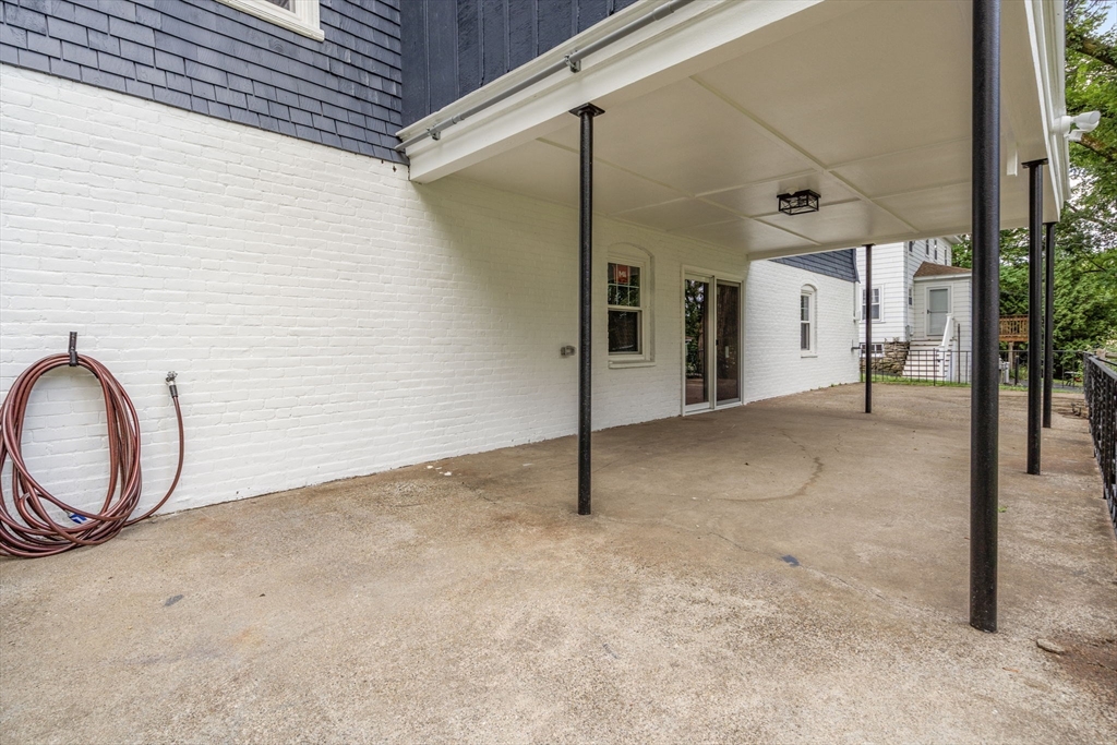 37 Kenwood Ave