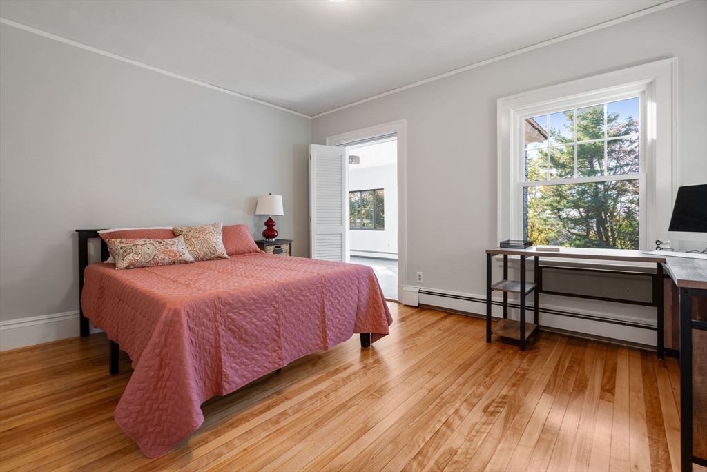 37 Kenwood Ave