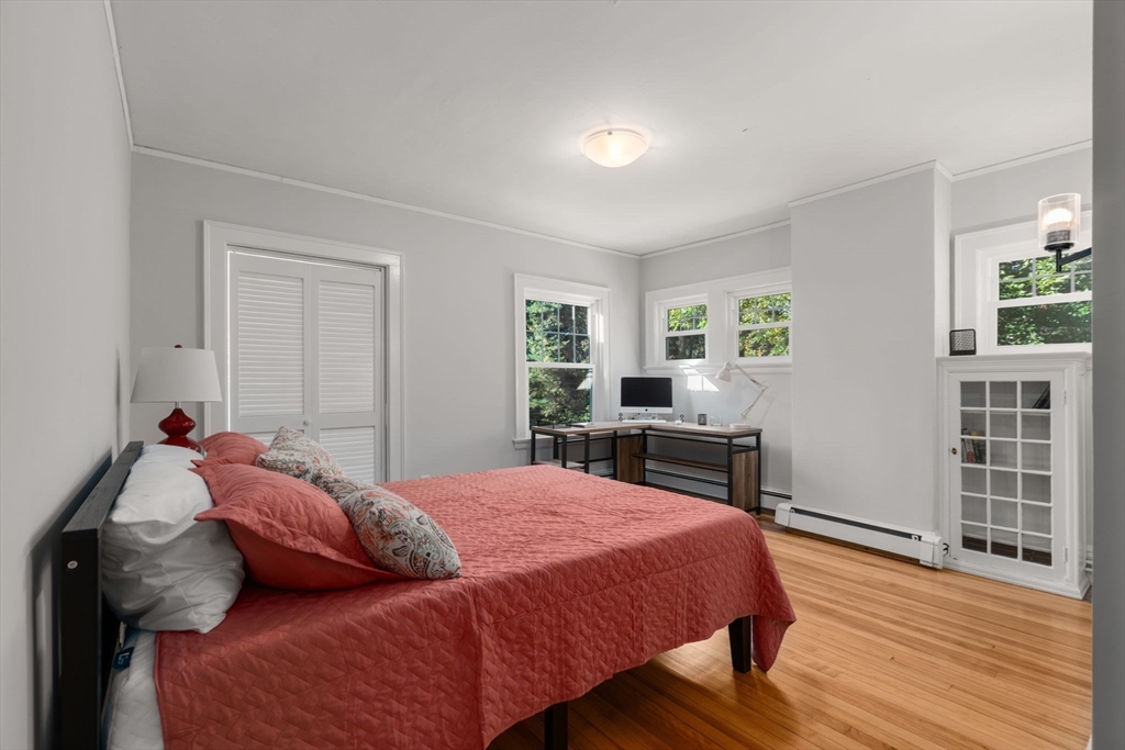 37 Kenwood Ave