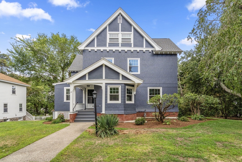 37 Kenwood Ave