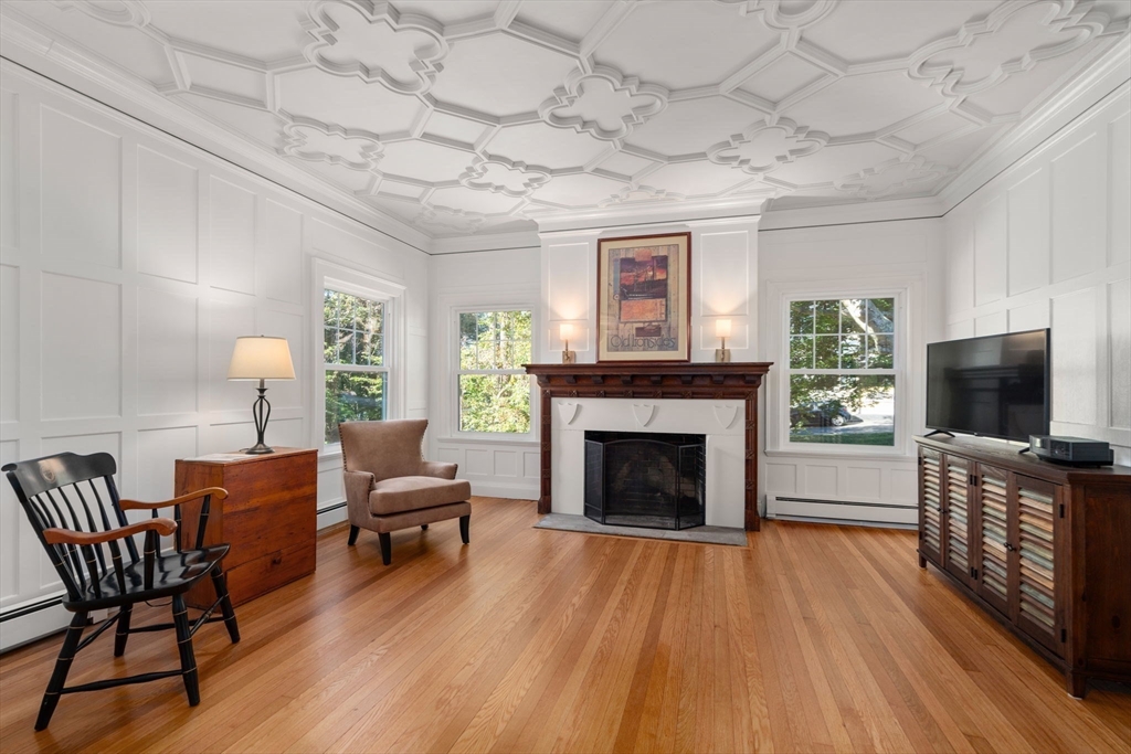 37 Kenwood Ave