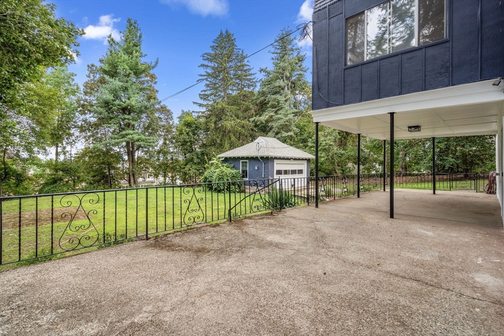 37 Kenwood Ave