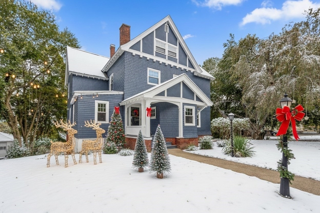 37 Kenwood Ave