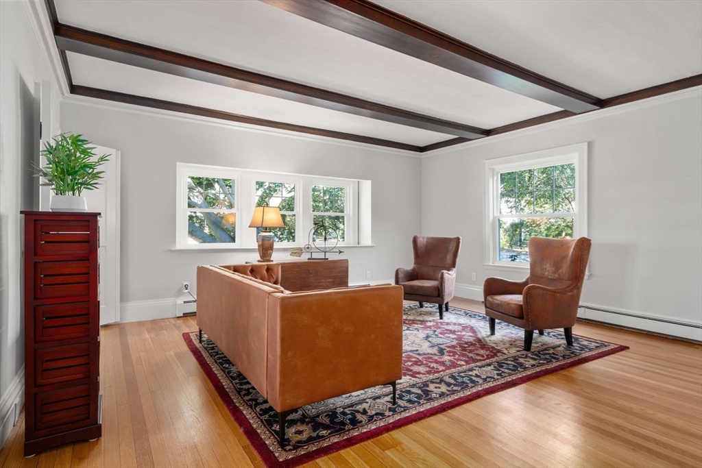 37 Kenwood Ave