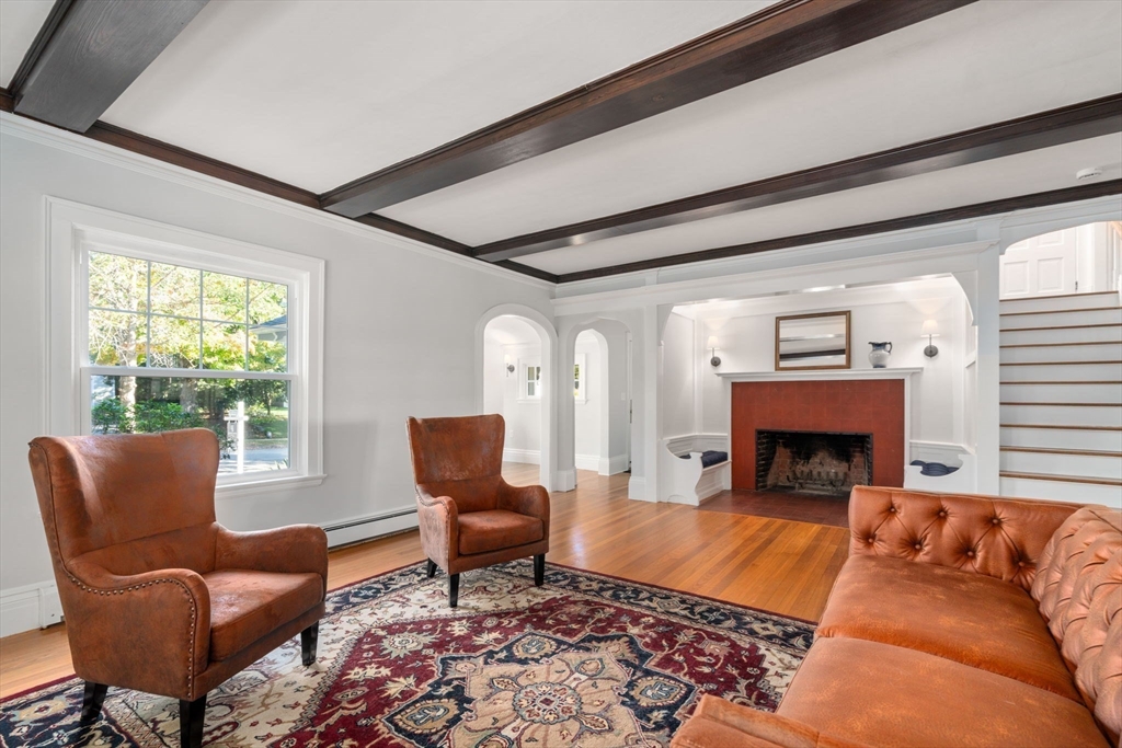 37 Kenwood Ave