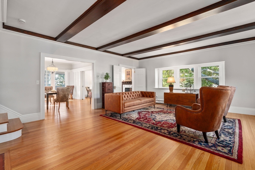 37 Kenwood Ave