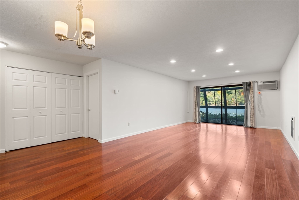19 Eaglehaead Terrace # 2