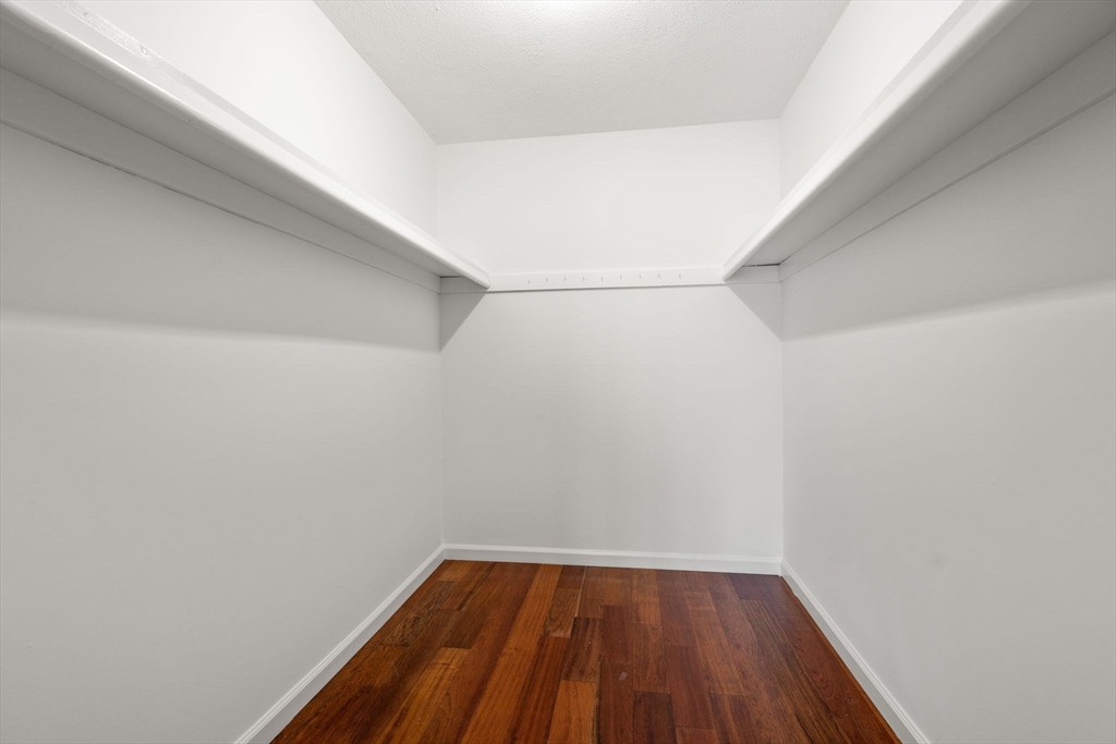 19 Eaglehaead Terrace # 2