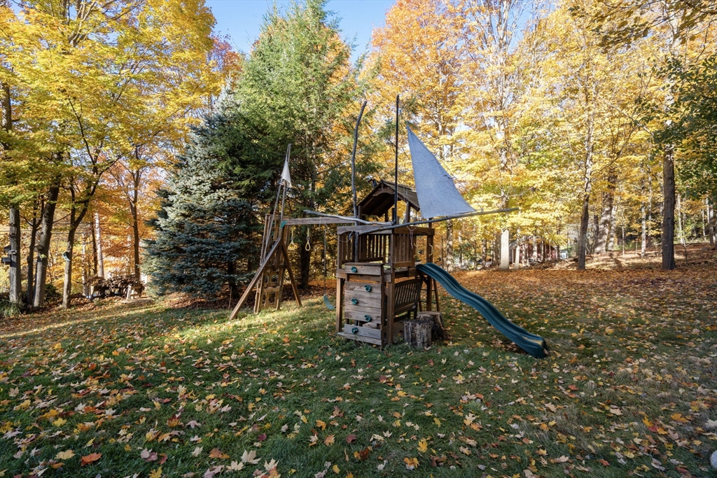 463 Edmands Rd