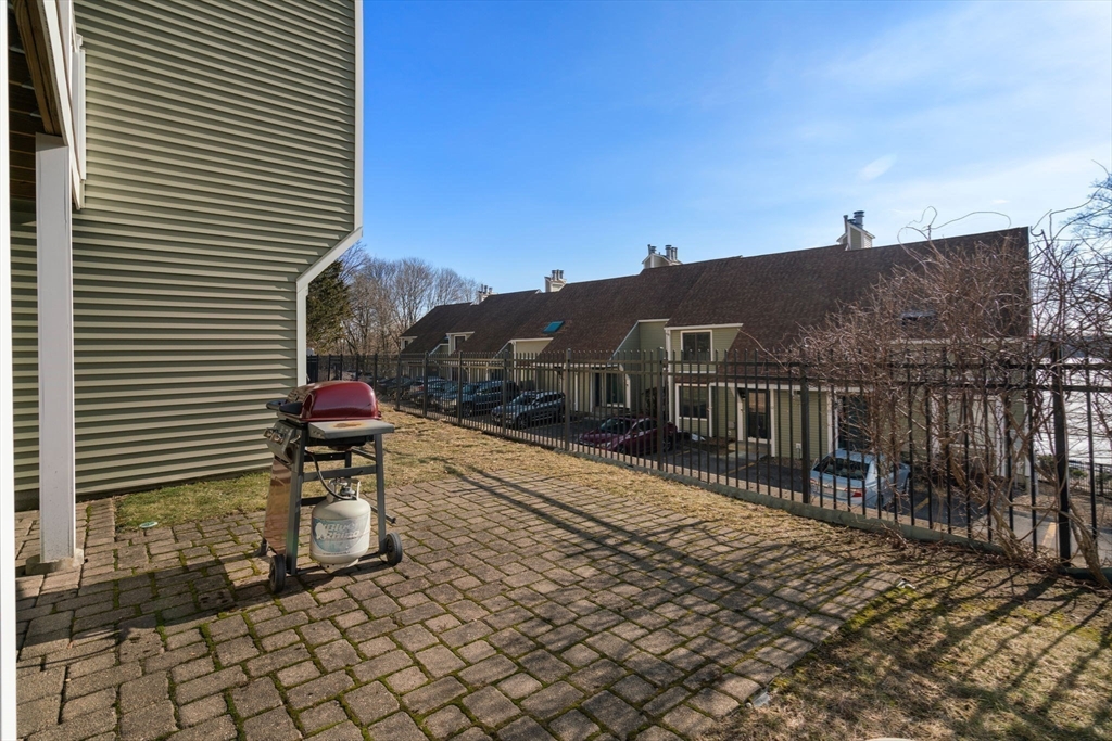 45 Lakeside Ave # 31