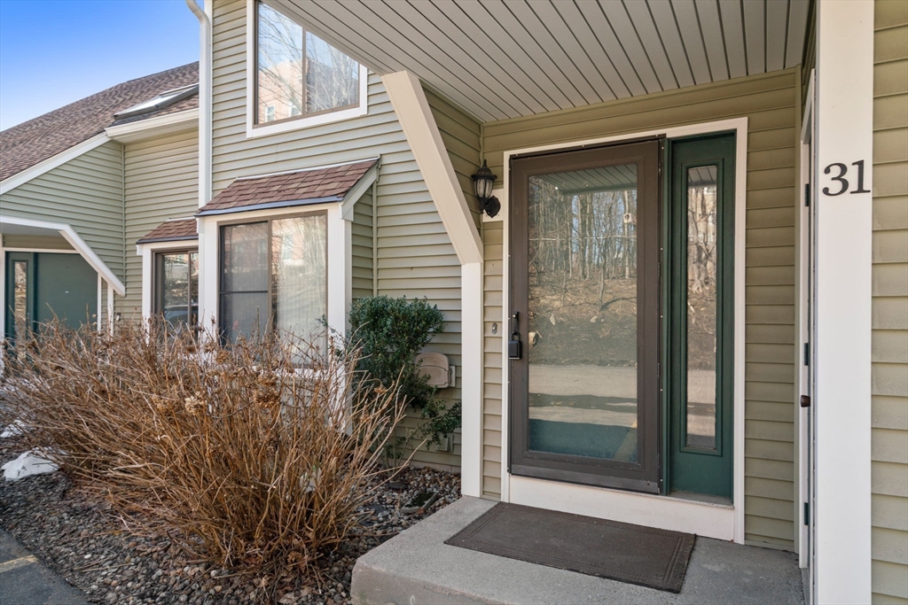 45 Lakeside Ave # 31