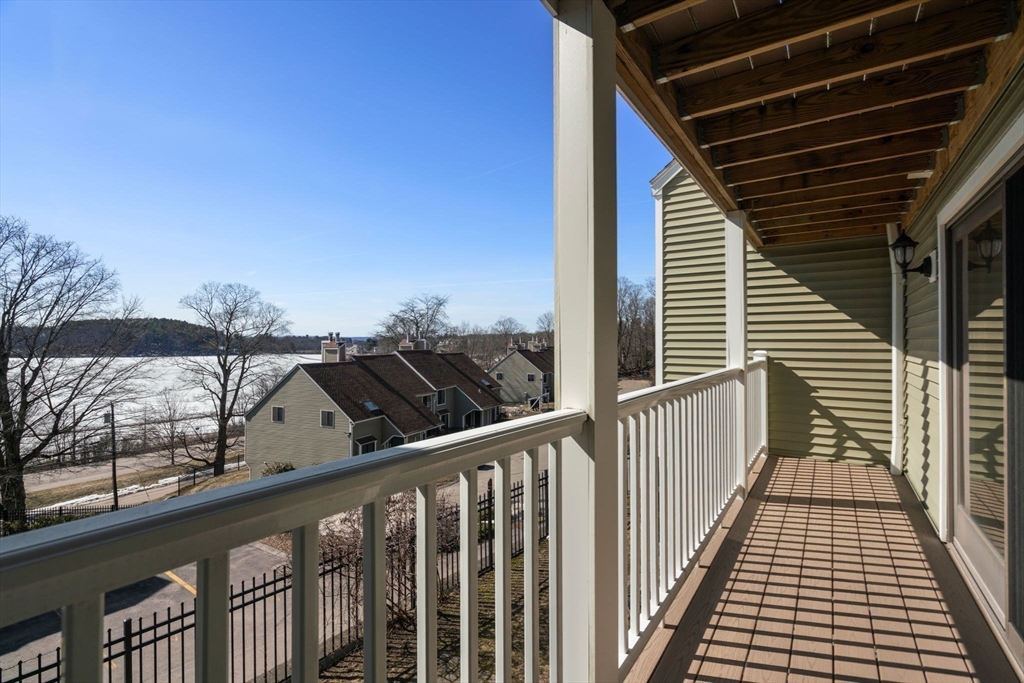 45 Lakeside Ave # 31