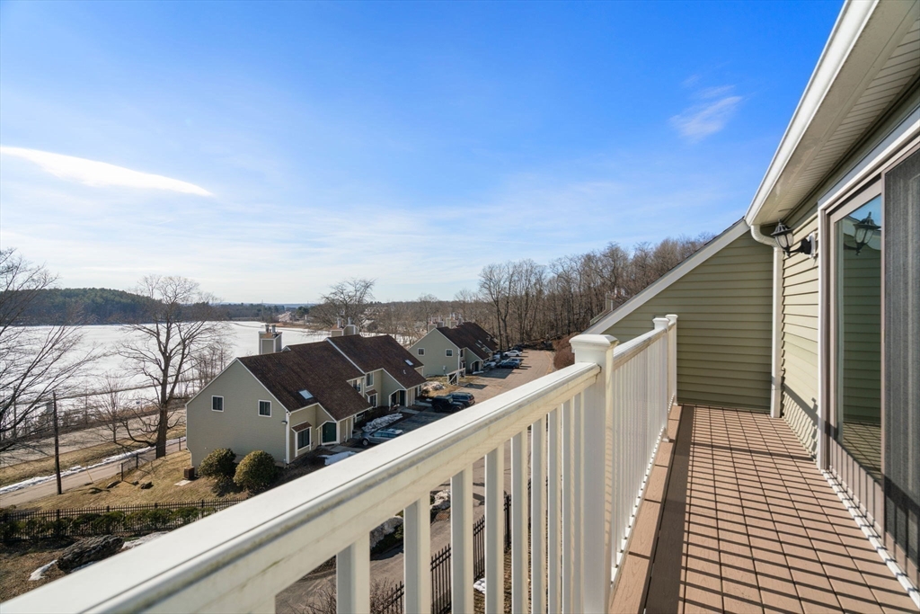 45 Lakeside Ave # 31