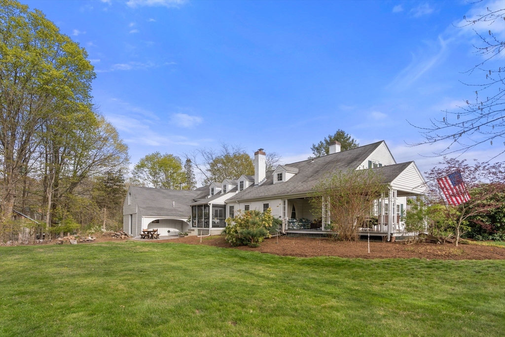 187 Mill St