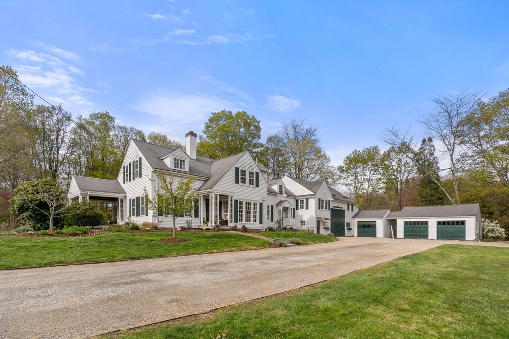 187 Mill St