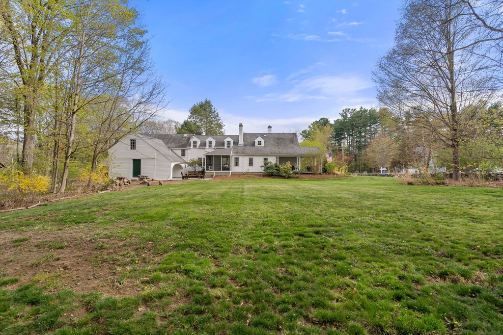 187 Mill St