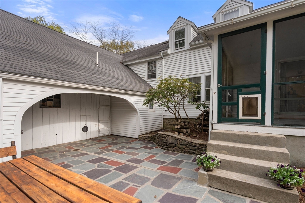 187 Mill St