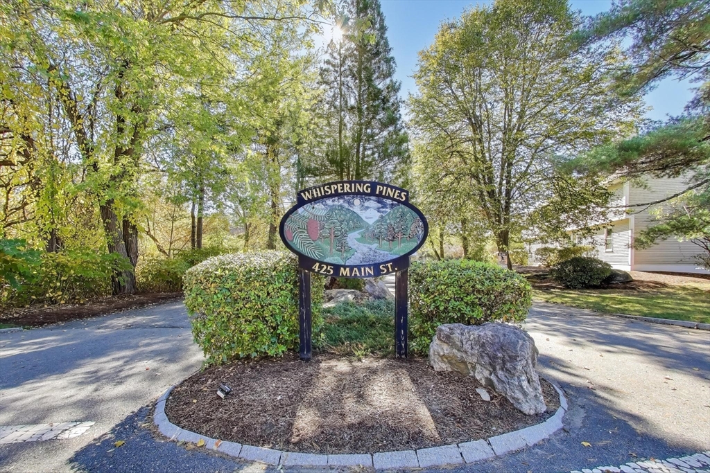 425 Main St # 11B