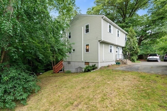 15 Cove Ave # 15
