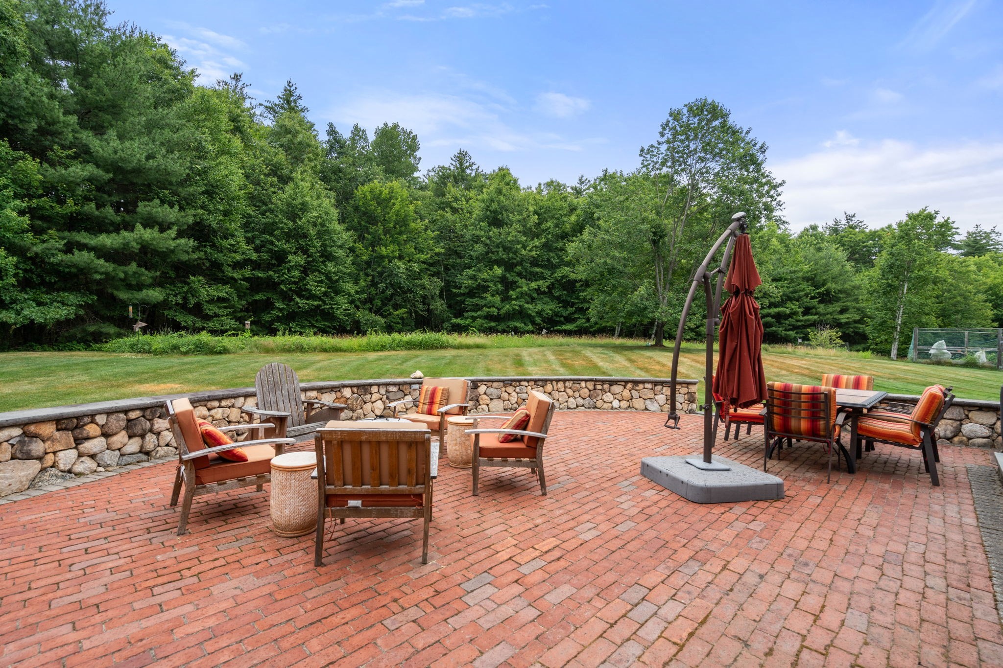 35 Houghton Ln