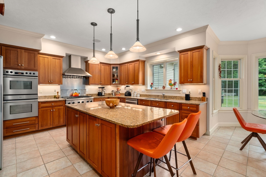 35 Houghton Ln