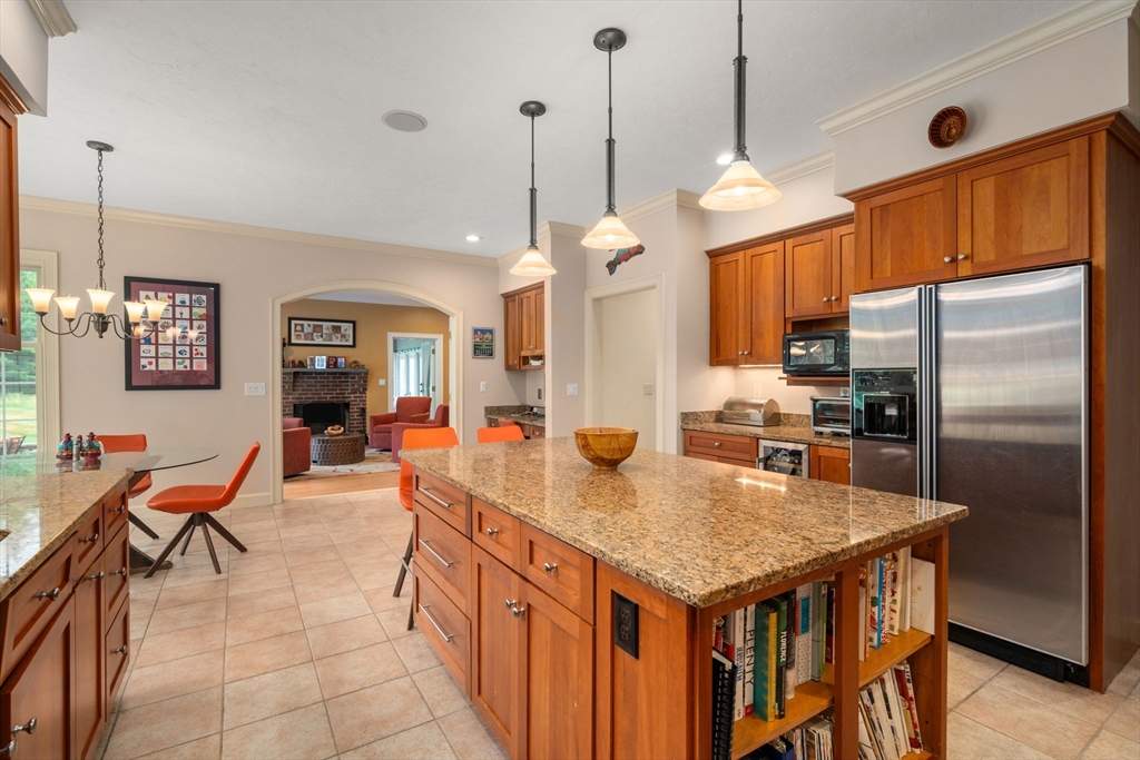 35 Houghton Ln