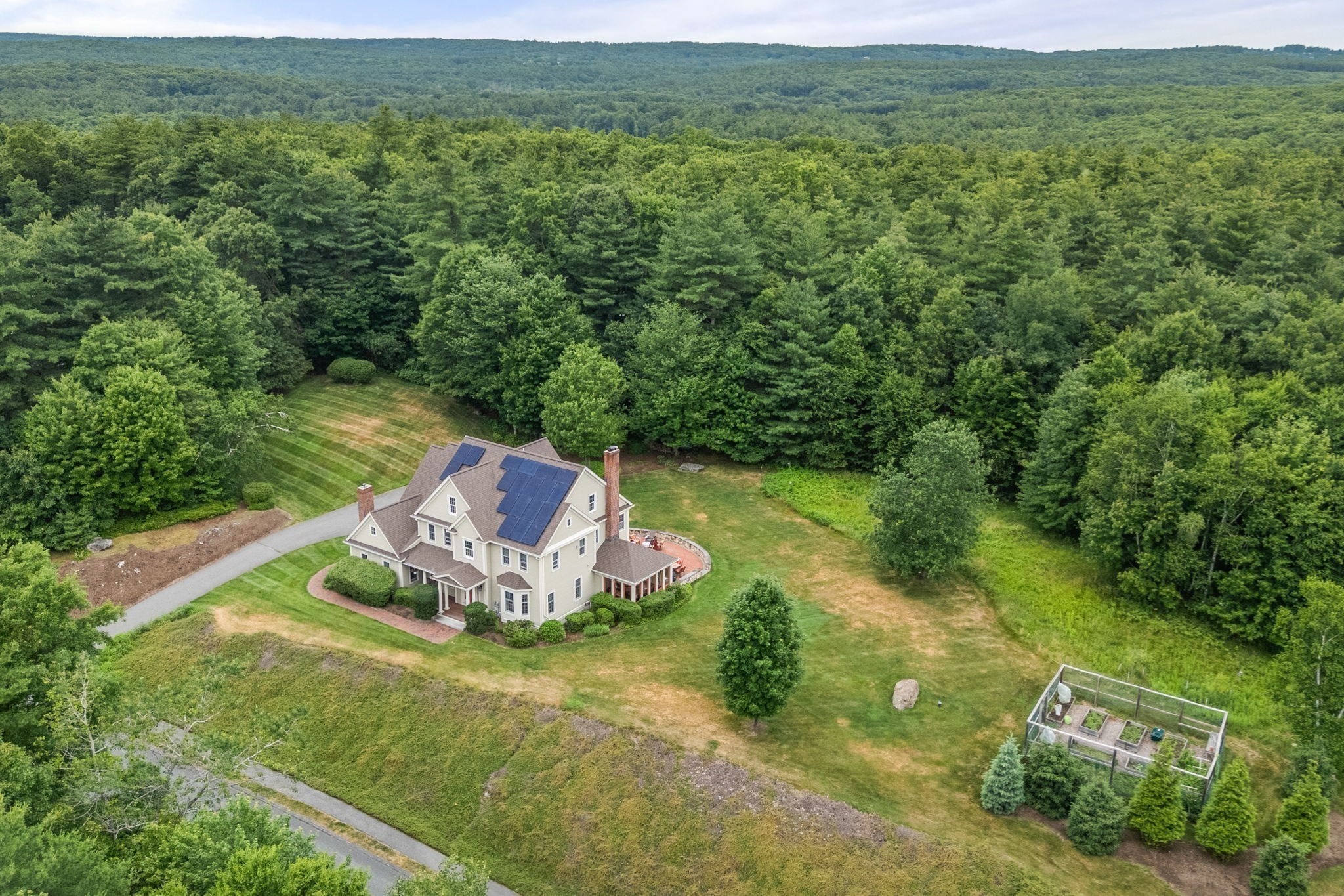 35 Houghton Ln