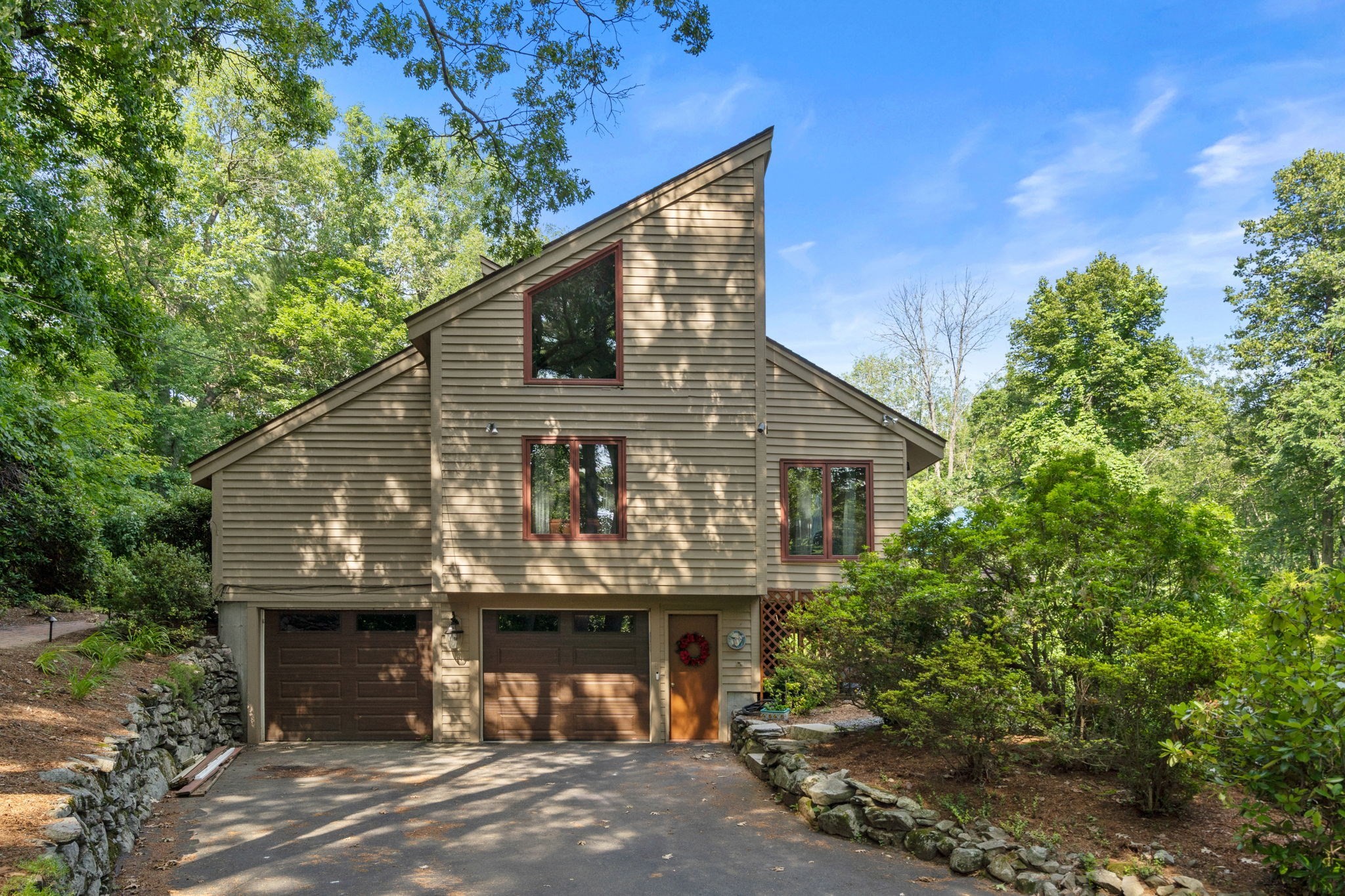 7 Hilltop Ln