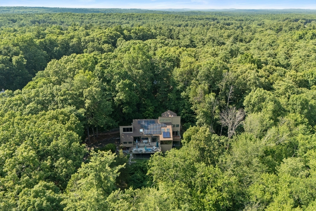 7 Hilltop Ln