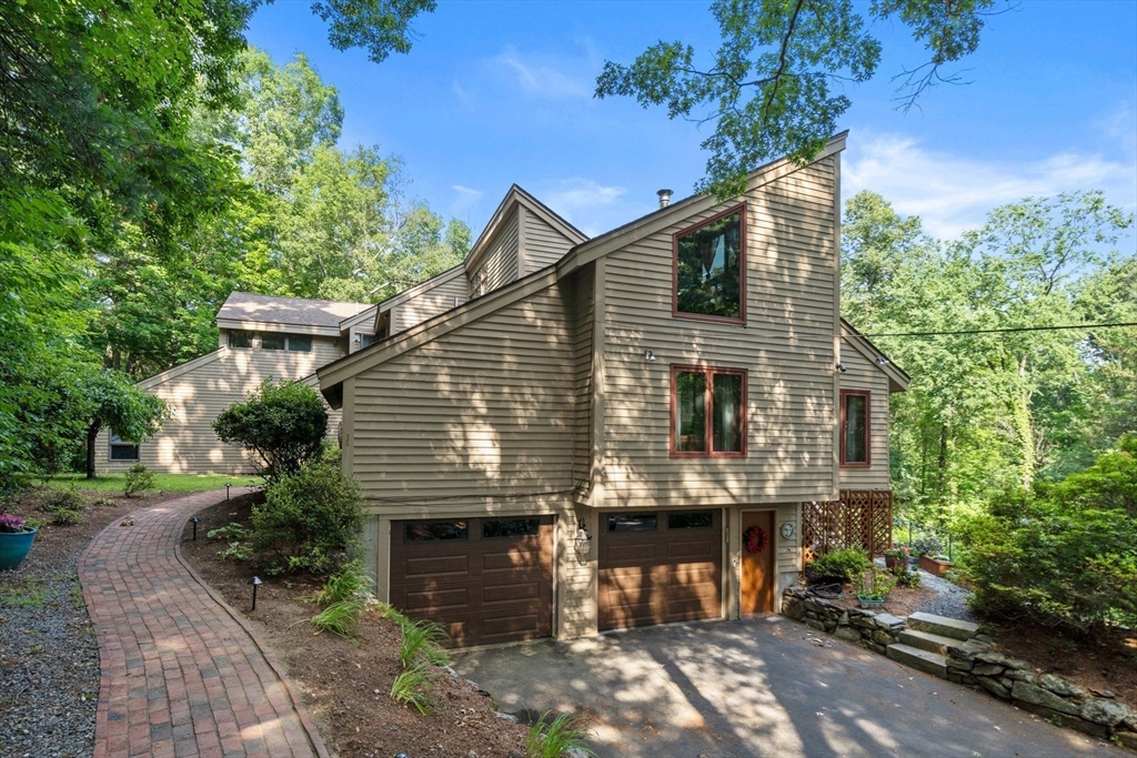 7 Hilltop Ln