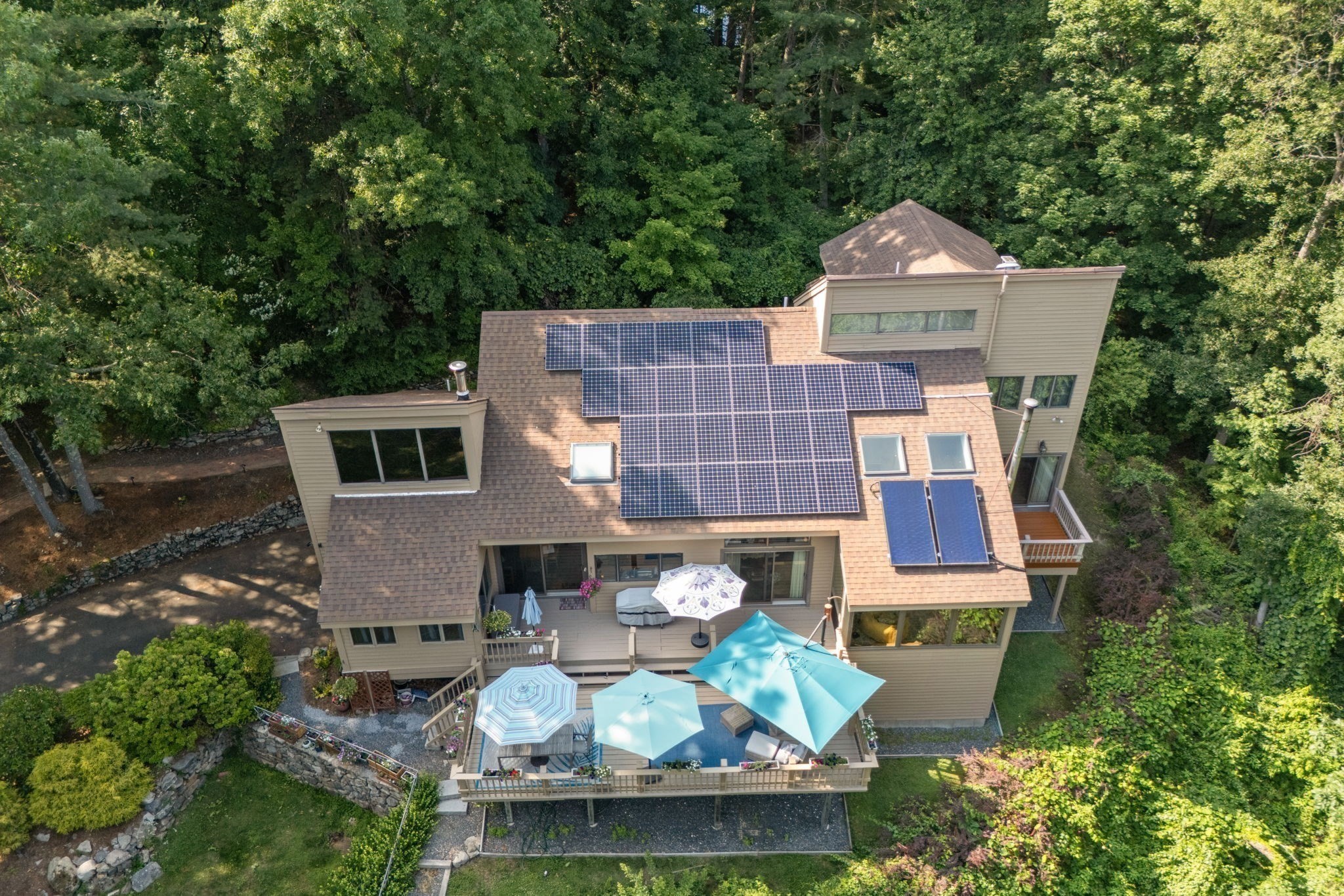 7 Hilltop Ln