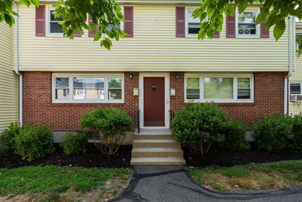 31 Prescott St # 31