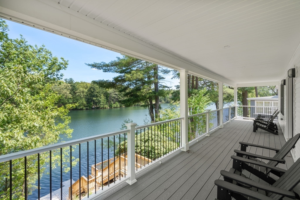 44 Pine Point Rd