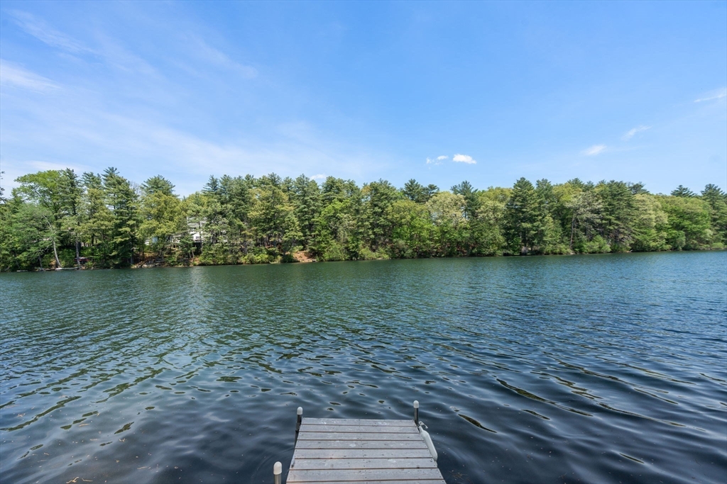 44 Pine Point Rd