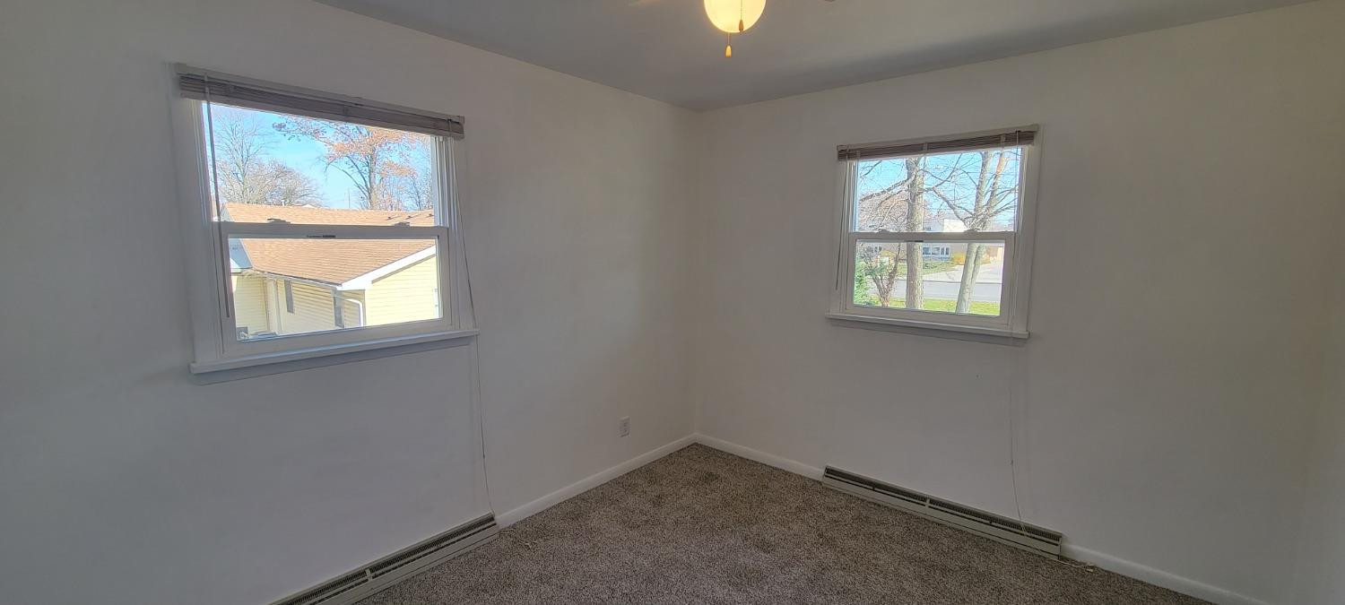 1607 Roosevelt Road