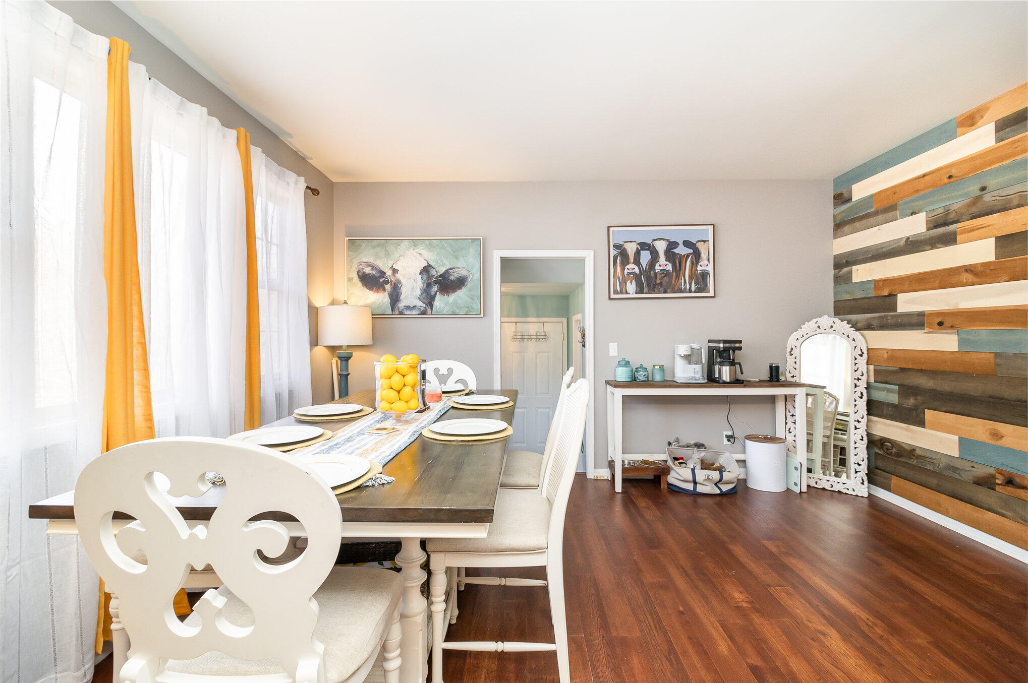 381 Lake Vista Court