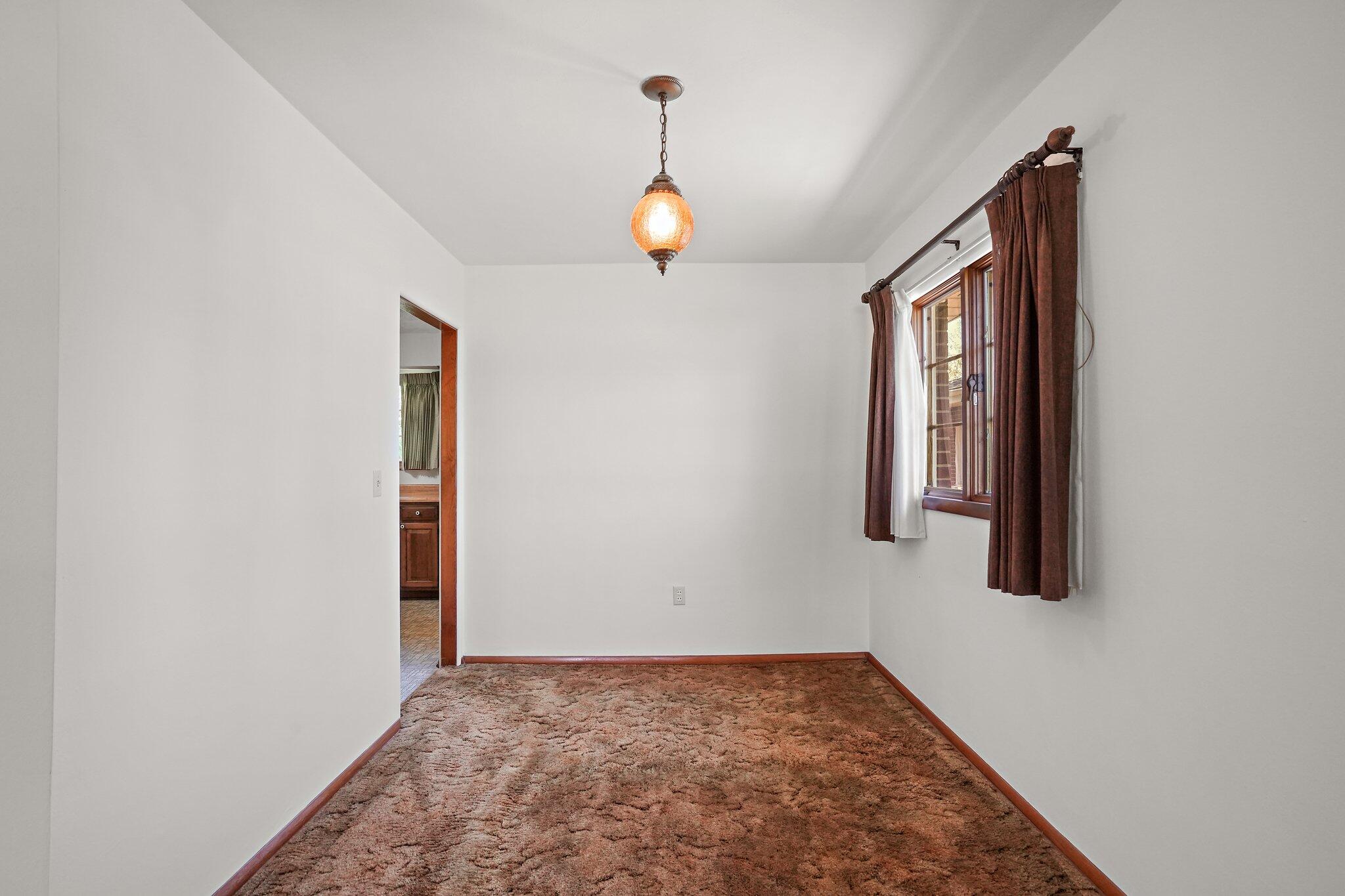 11302 S 1025 W