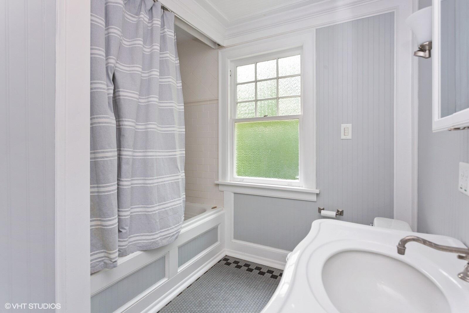 201 Friendship Trail