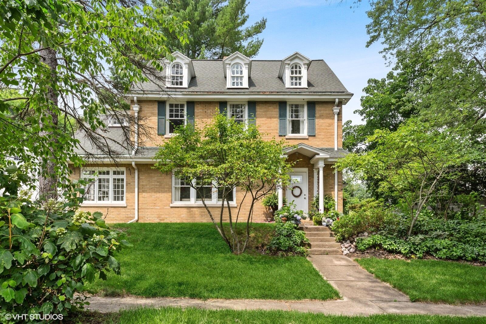 201 Friendship Trail