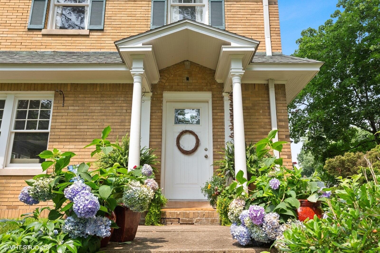 201 Friendship Trail