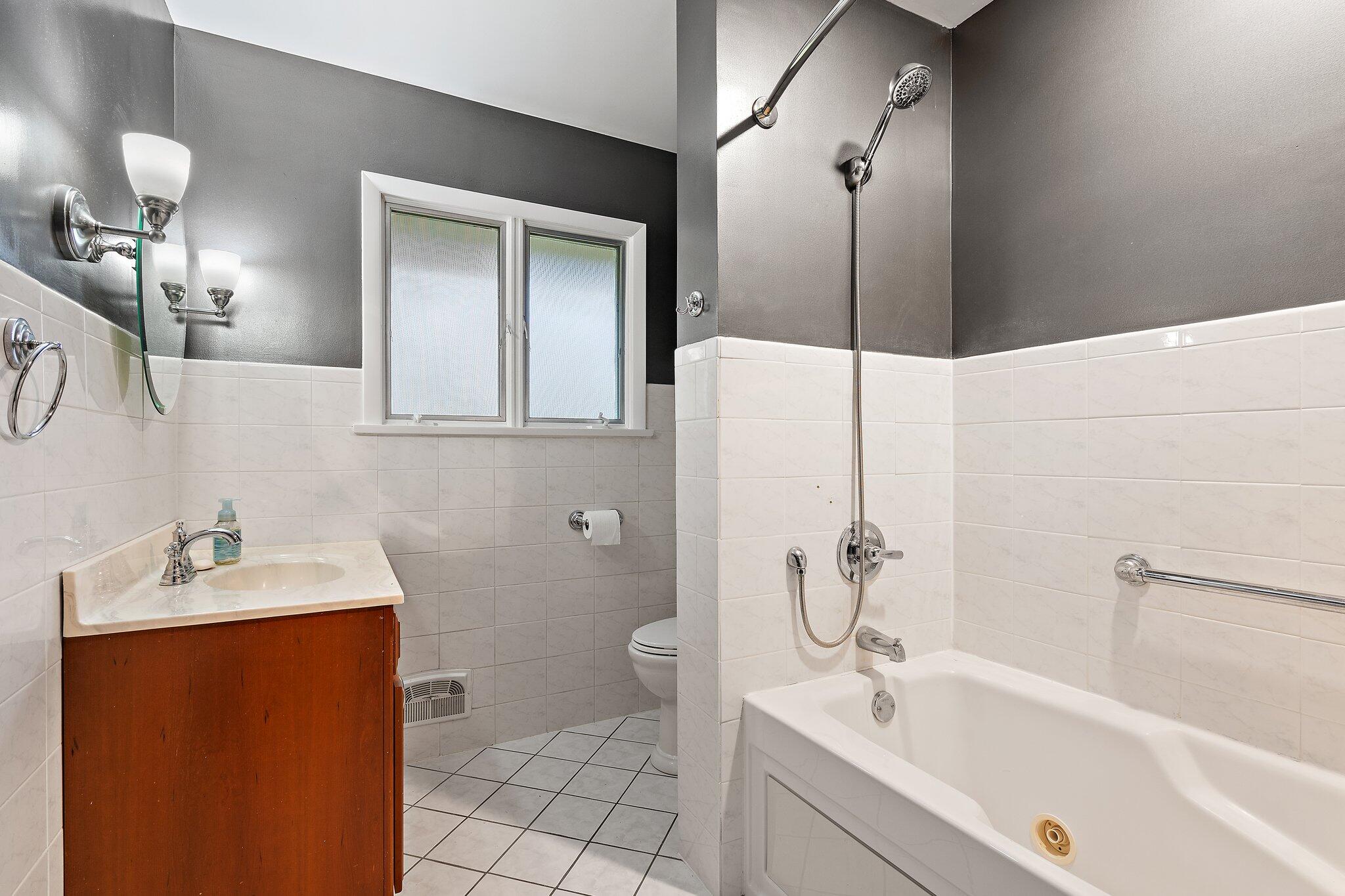 919 Lake George Drive