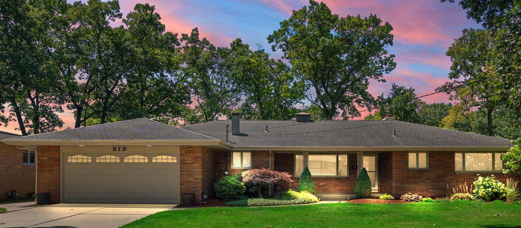 919 Lake George Drive